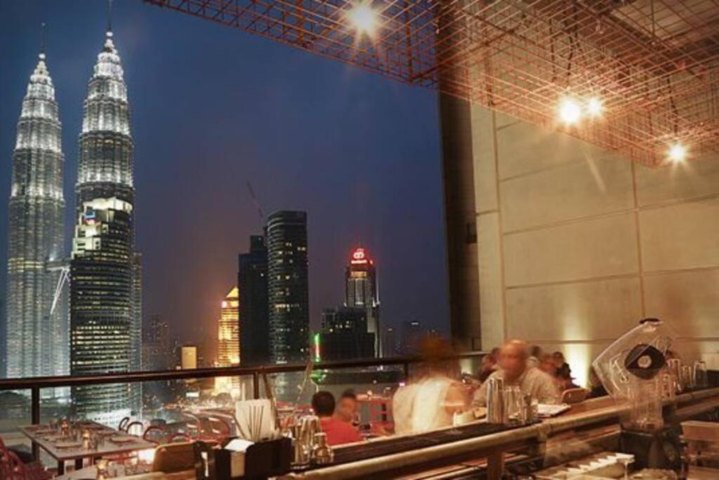 Binjai8 Klcc @ By Shahjalal Suites Kuala Lumpur Exteriör bild